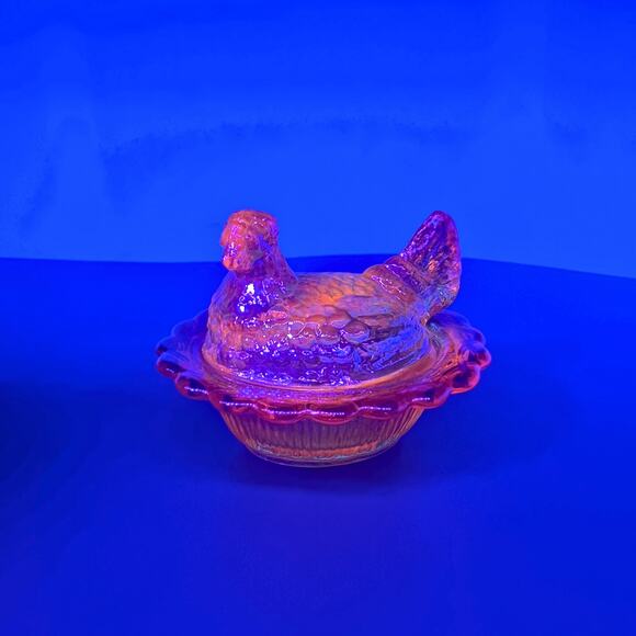 Mini Marigold Carnival Glass Hen on Nest | Iridescent Covered Chicken Dish - Picture 8 of 8